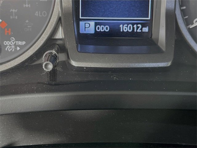 Used 2023 Toyota Tacoma TRD Sport image 13