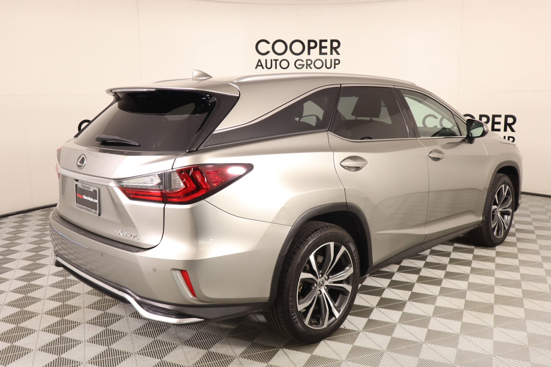 Used 2019 Lexus RX 350L FWD image 23