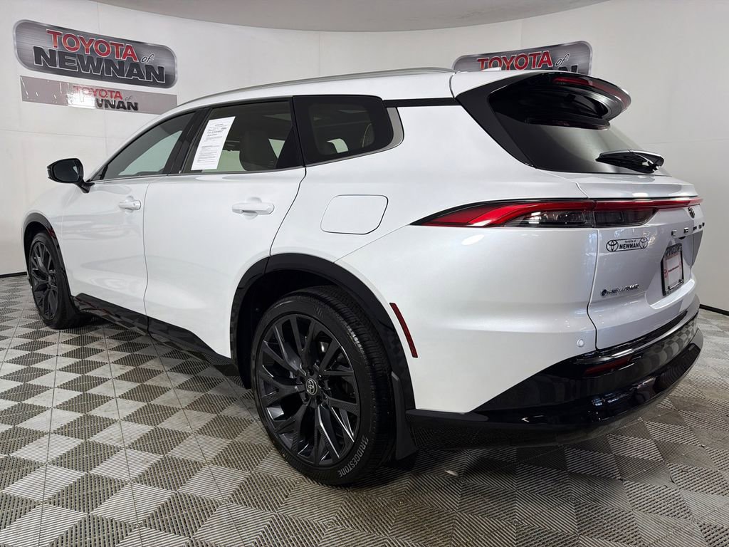 Used 2025 Toyota Crown Signia w/ Advanced Technology Package AWD/4WD image 6