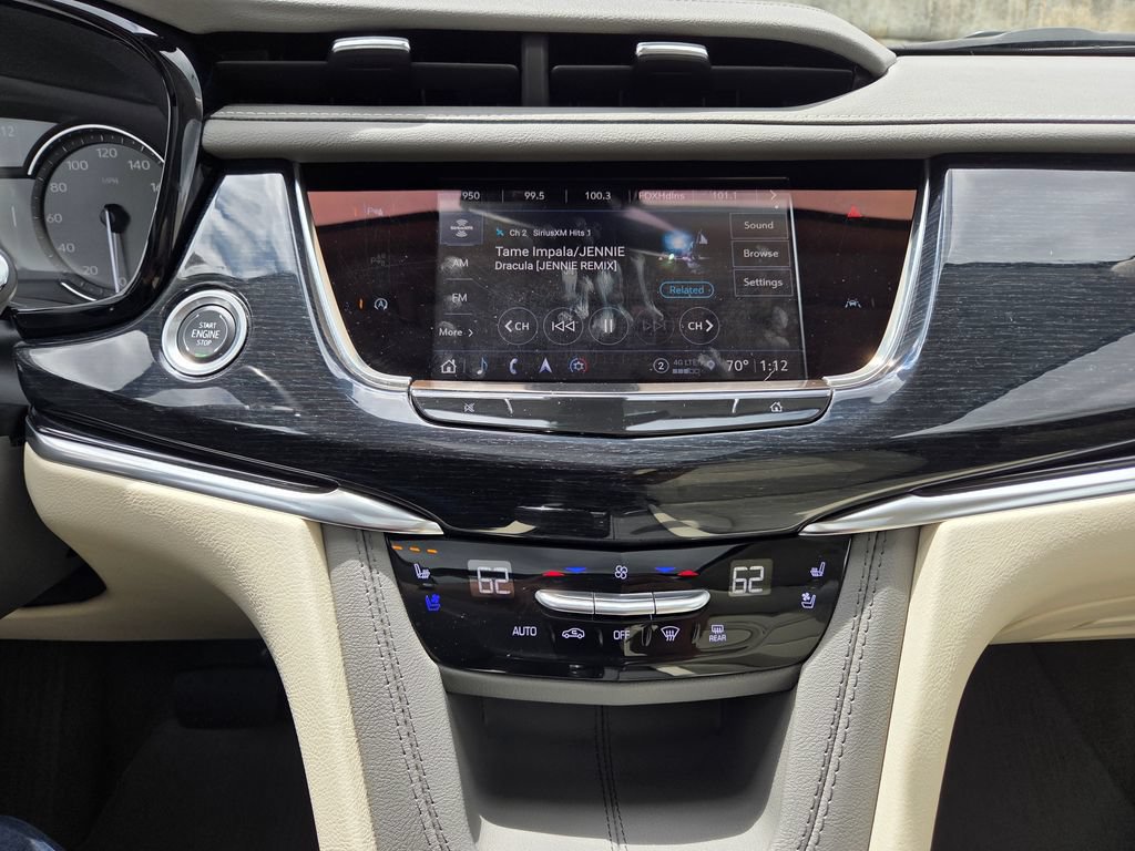 Used 2024 Cadillac XT6 Premium Luxury AWD/4WD image 25