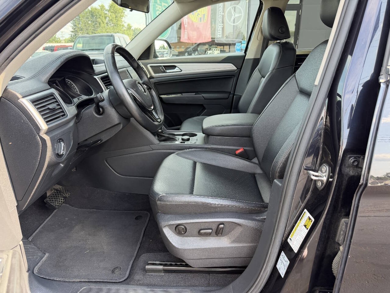 Used 2018 Volkswagen Atlas SE AWD/4WD image 12