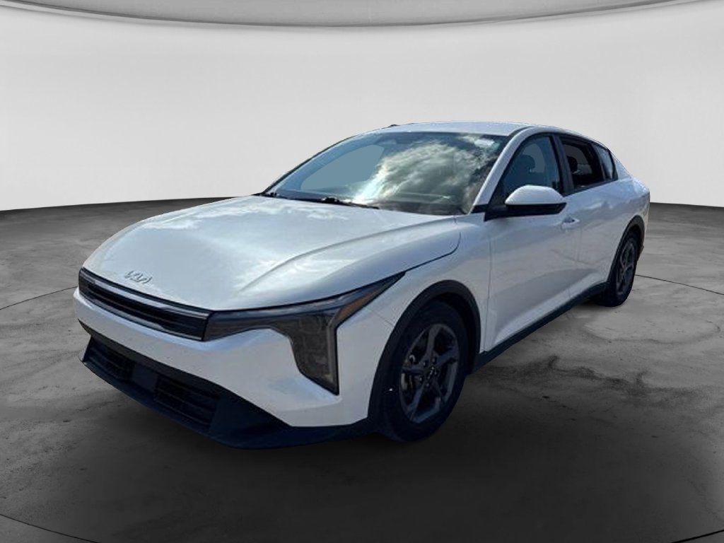 Used 2025 Kia K4 FWD image 5