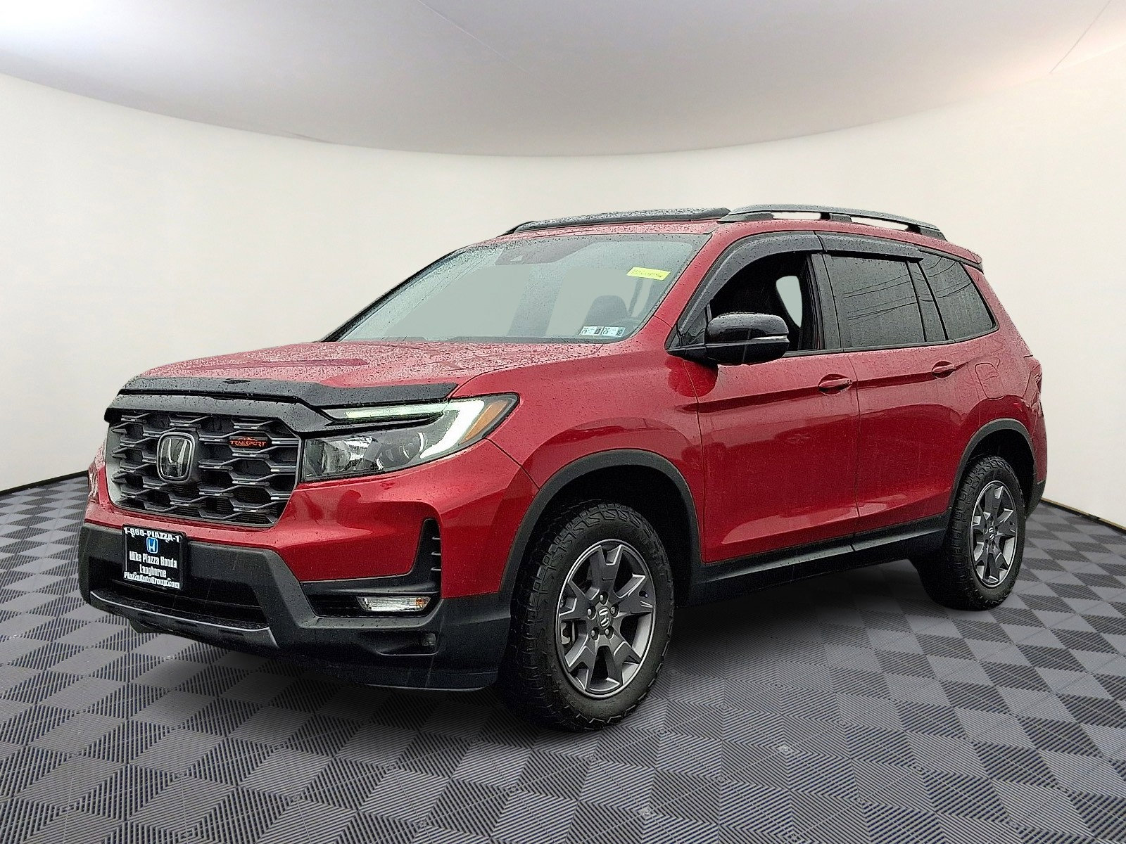 Used 2024 Honda Passport TrailSport image 3