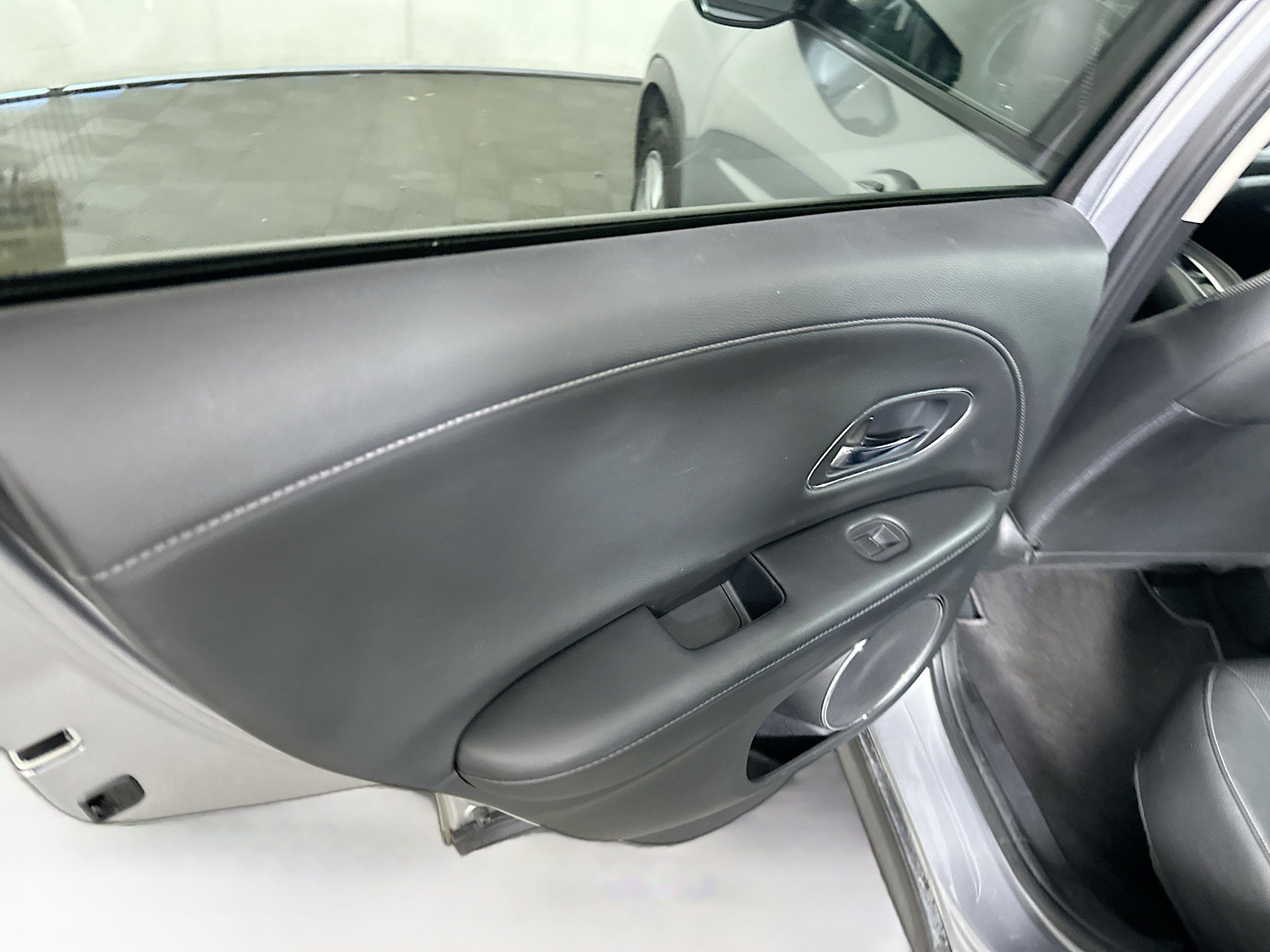 Used 2019 Honda HR-V EX-L image 26