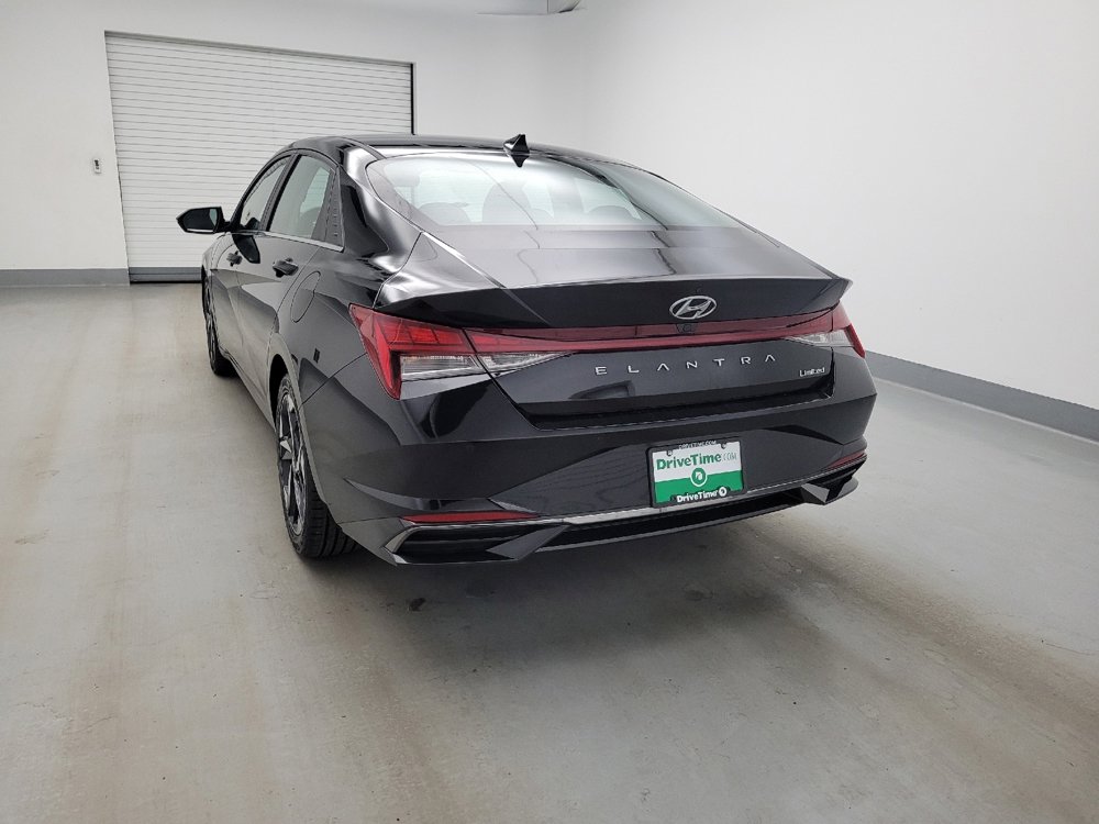 Used 2021 Hyundai Elantra Limited FWD image 6