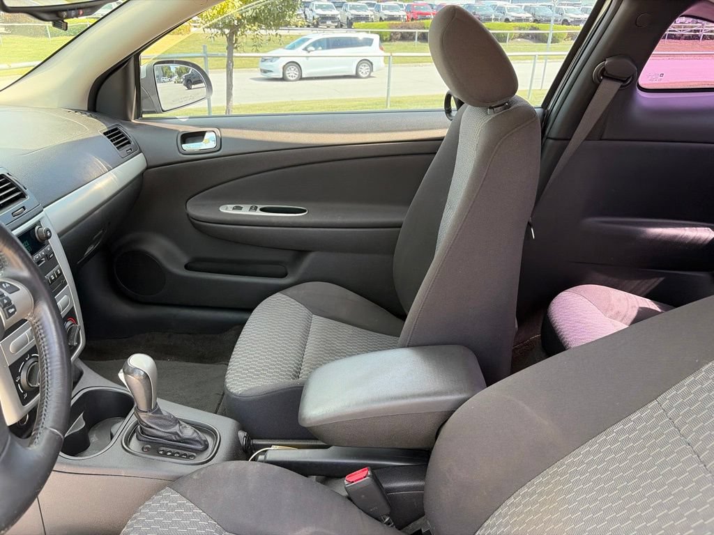 Used 2010 Chevrolet Cobalt LT w/ Preferred Equipment Group FWD image 29