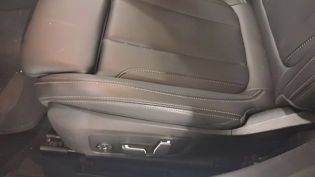 Used 2026 BMW 330i xDrive Sedan AWD/4WD image 27