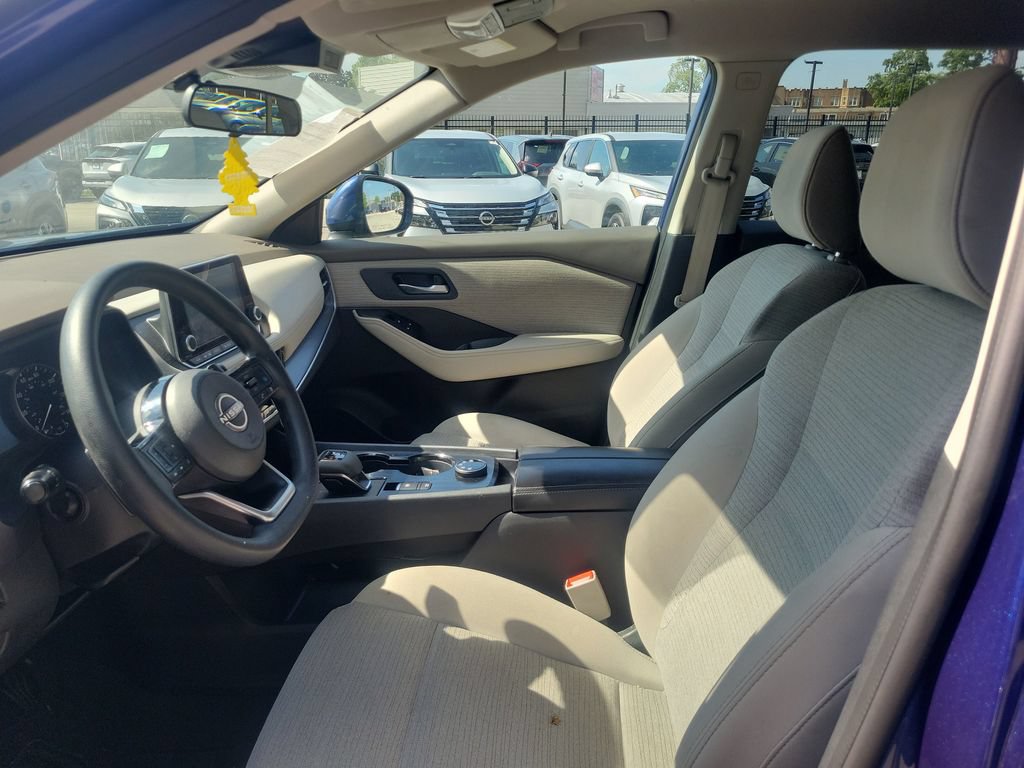 Used 2022 Nissan Rogue SV AWD/4WD image 15