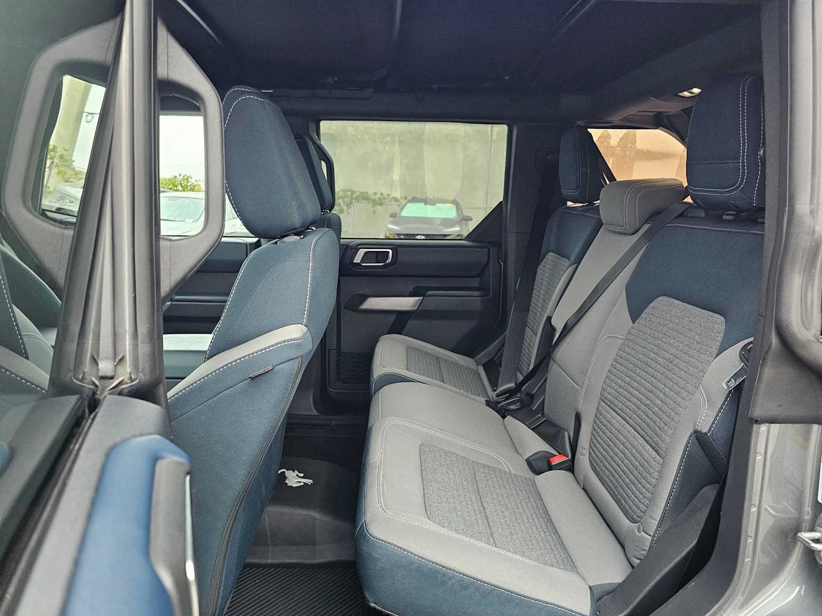 Used 2023 Ford Bronco Outer Banks AWD/4WD image 16