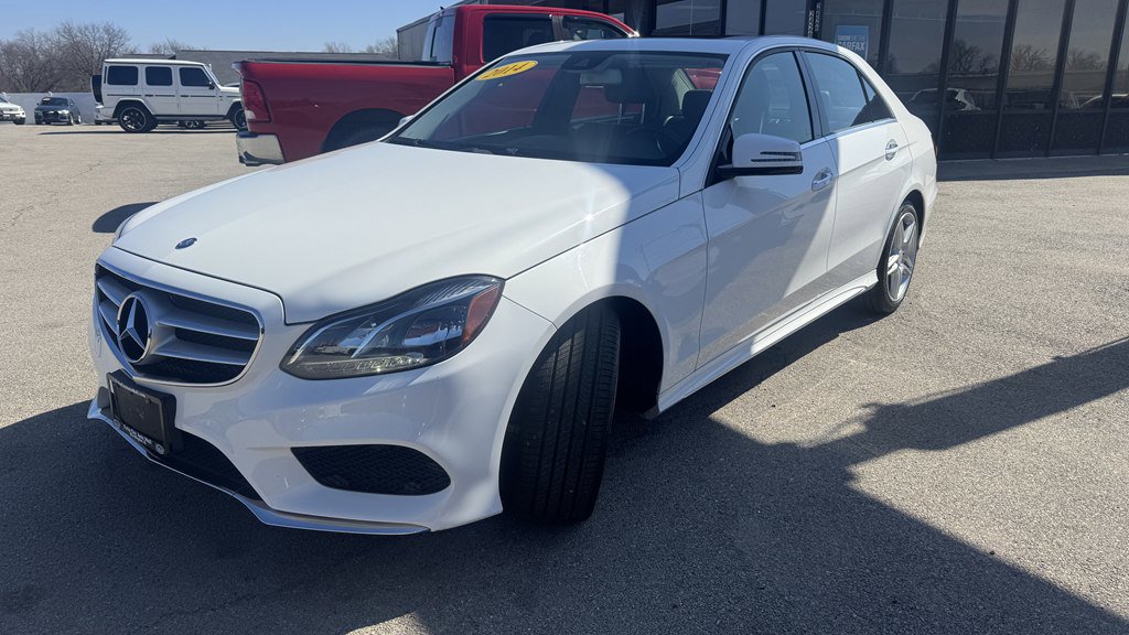 Used 2014 Mercedes-Benz E 350 4MATIC Sedan image 4