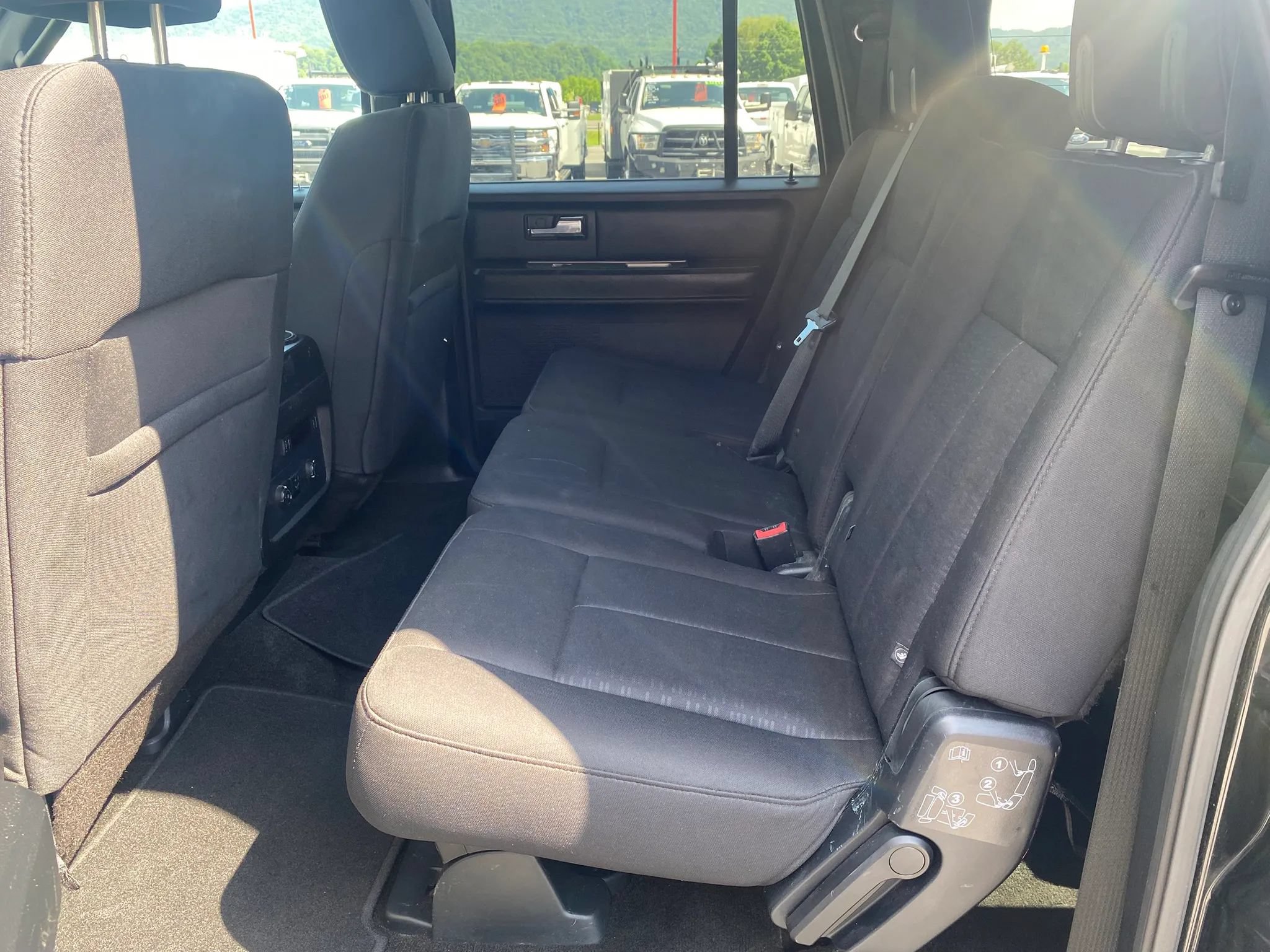 Used 2017 Ford Expedition EL XL w/ Equipment Group 101A AWD/4WD image 26