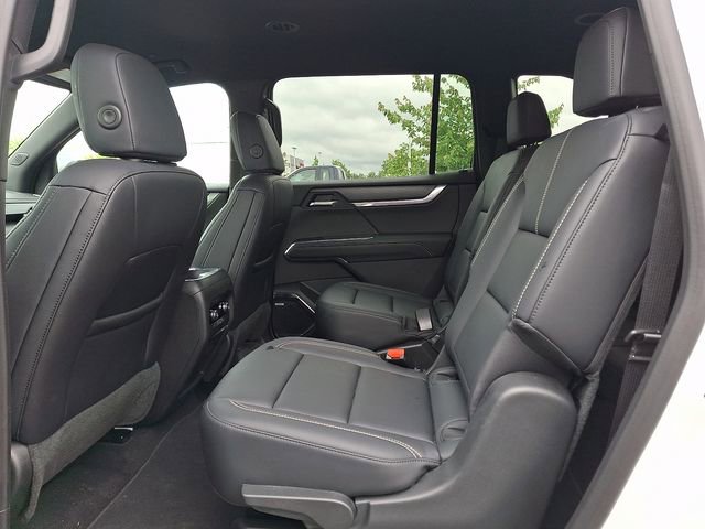 Used 2026 GMC Acadia Elevation w/ Elevation Premium Package AWD/4WD image 10