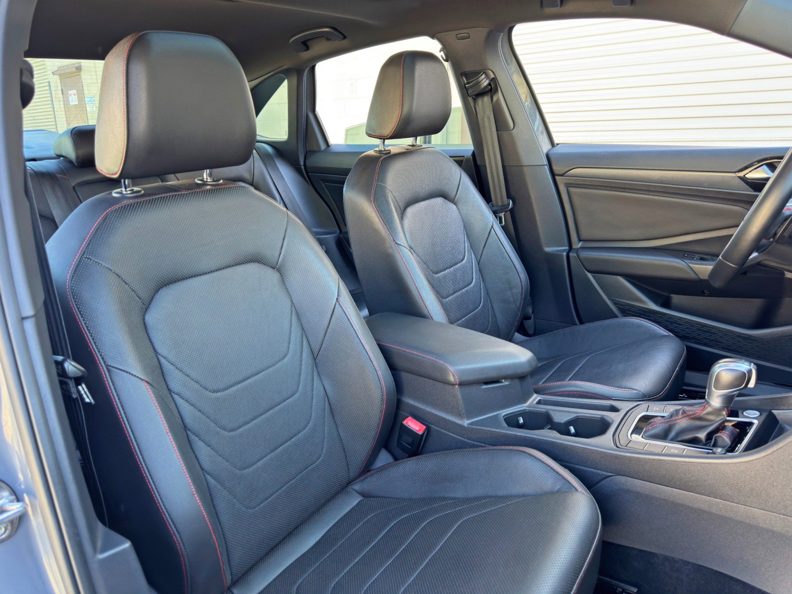 Used 2019 Volkswagen Jetta GLI Autobahn FWD image 32
