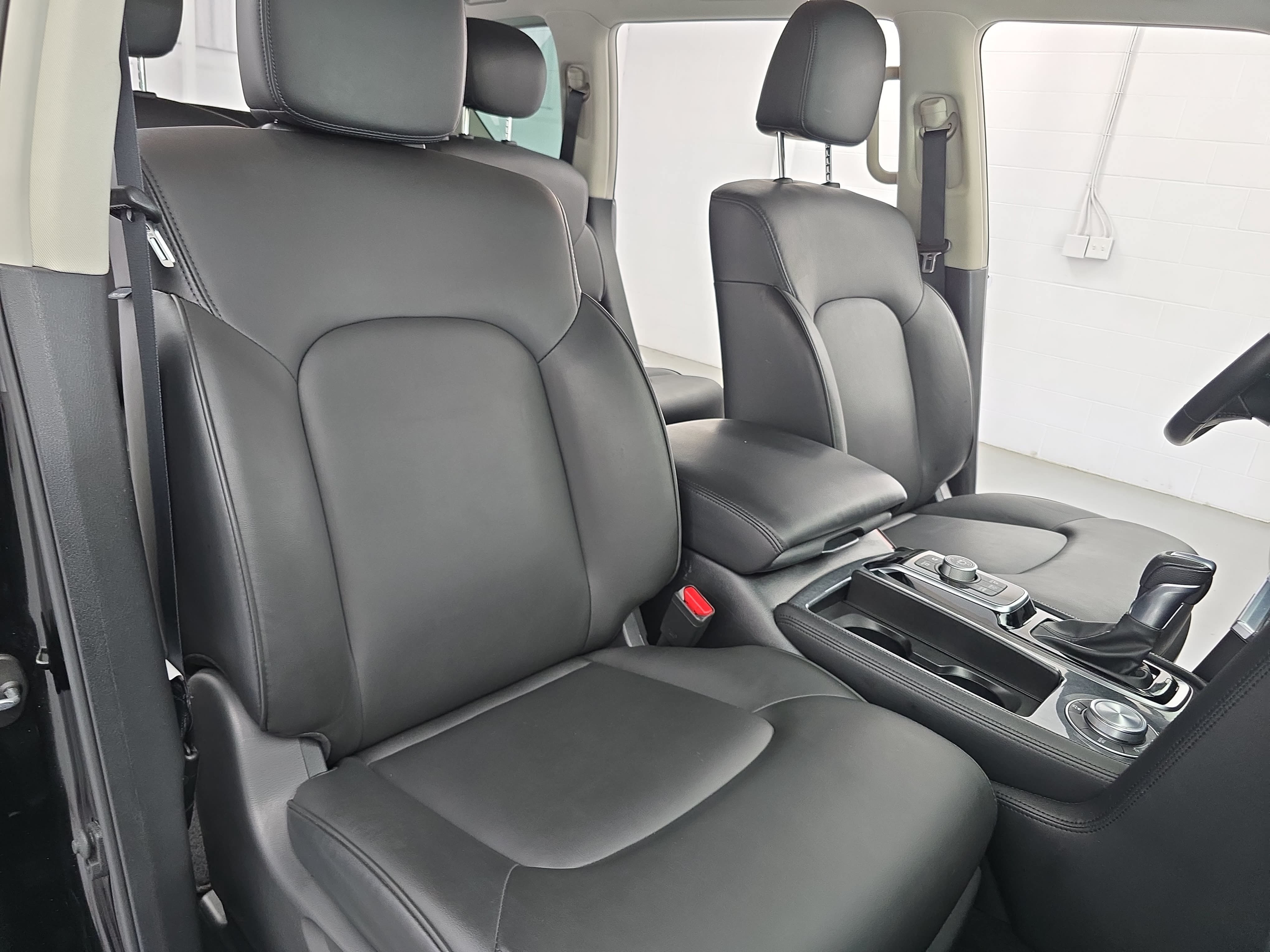 Certified 2023 Nissan Armada SV w/ Cargo Package AWD/4WD image 10
