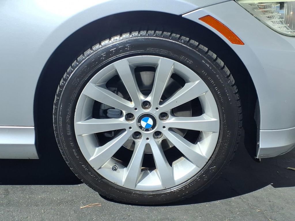 Used 2011 BMW 328i Sedan RWD image 7