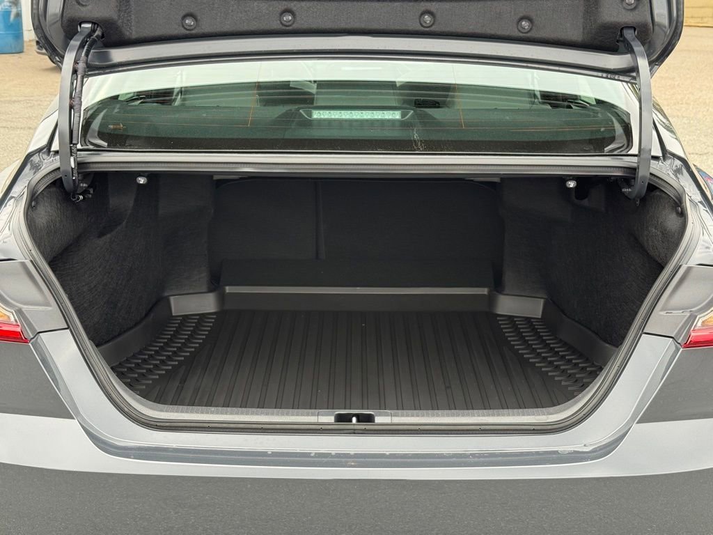 Certified 2026 Toyota Camry SE image 16