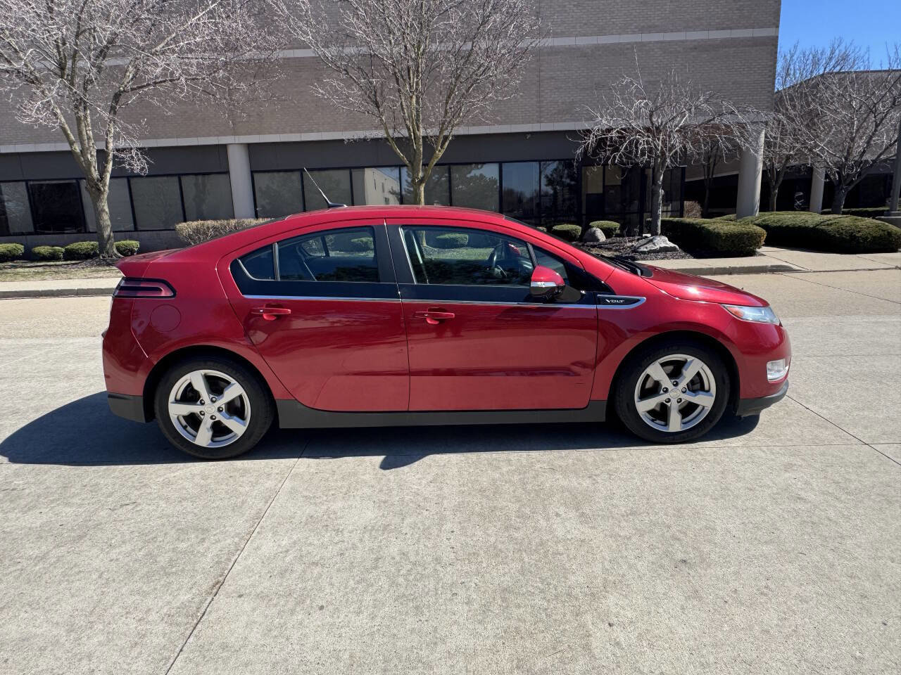 Used 2013 Chevrolet Volt Premium w/ Premium Trim Package image 6