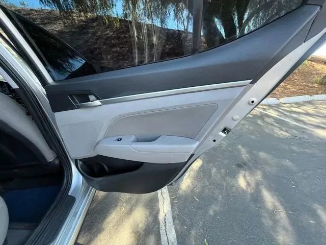Used 2020 Hyundai Elantra Value Edition FWD image 13