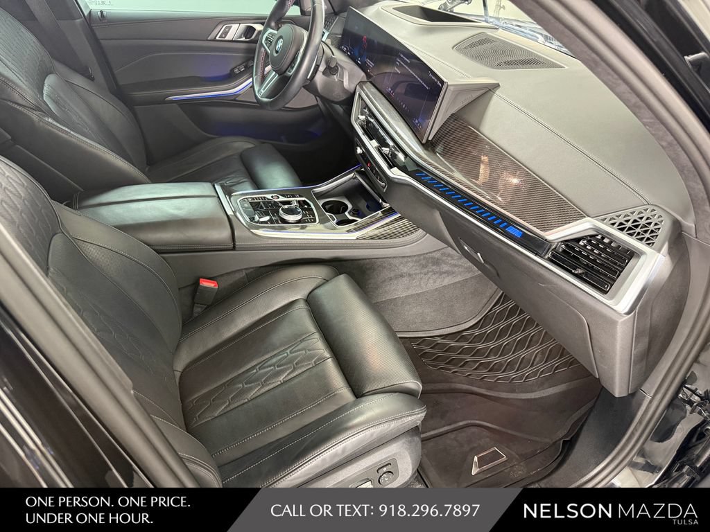 Used 2025 BMW X7 M60i AWD/4WD image 50