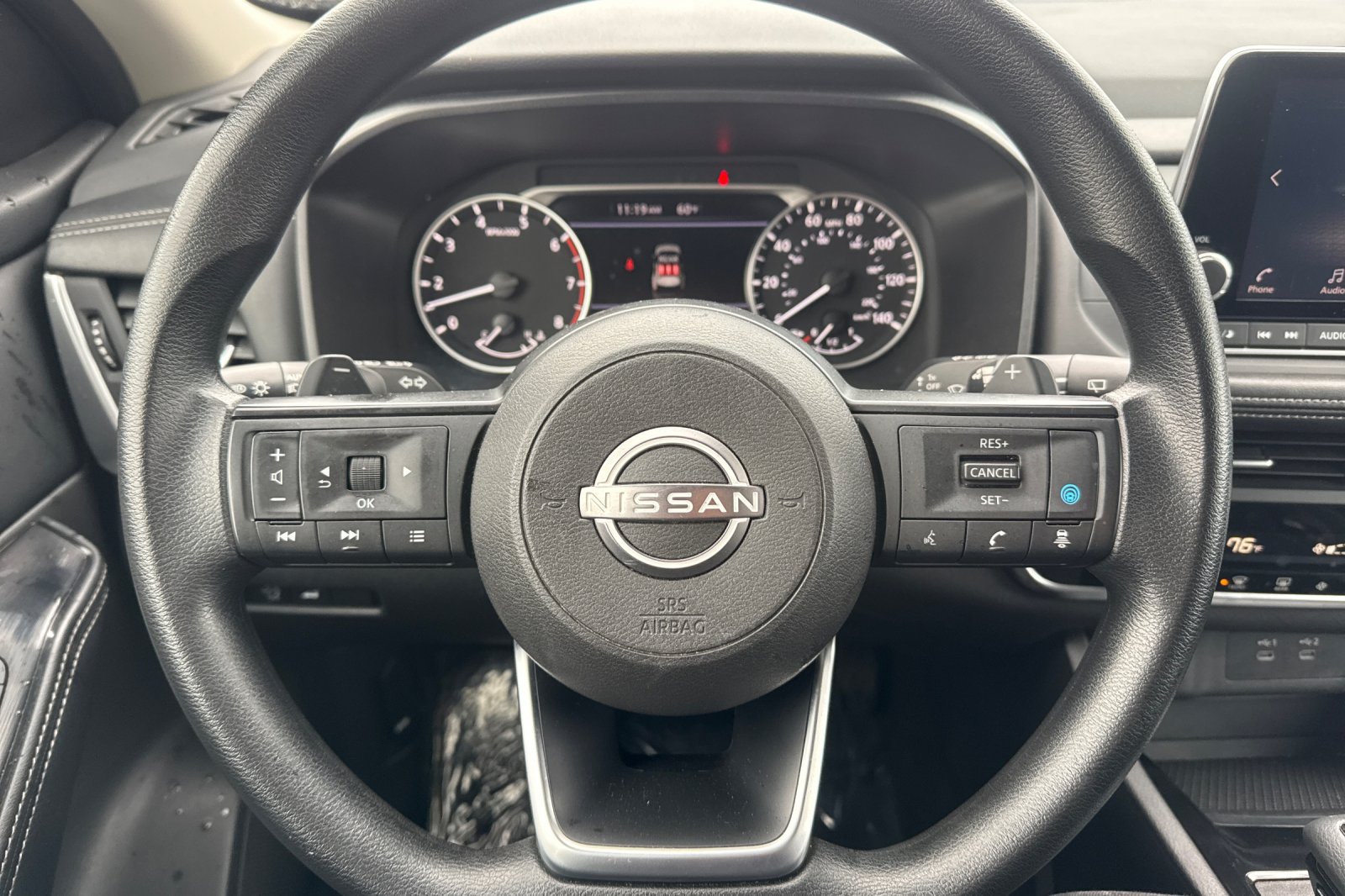 Certified 2024 Nissan Rogue SV FWD image 30