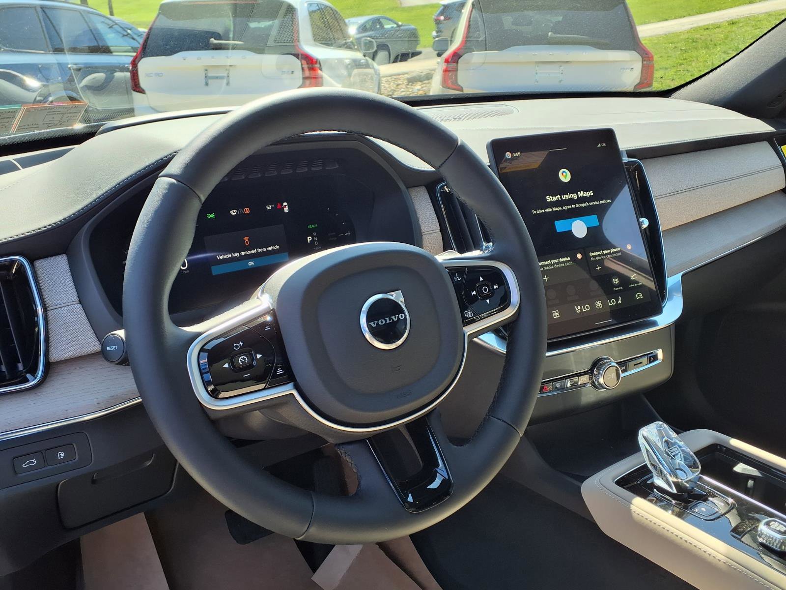 New 2026 Volvo XC90 T8 Ultra w/ Protection Package Premier image 5