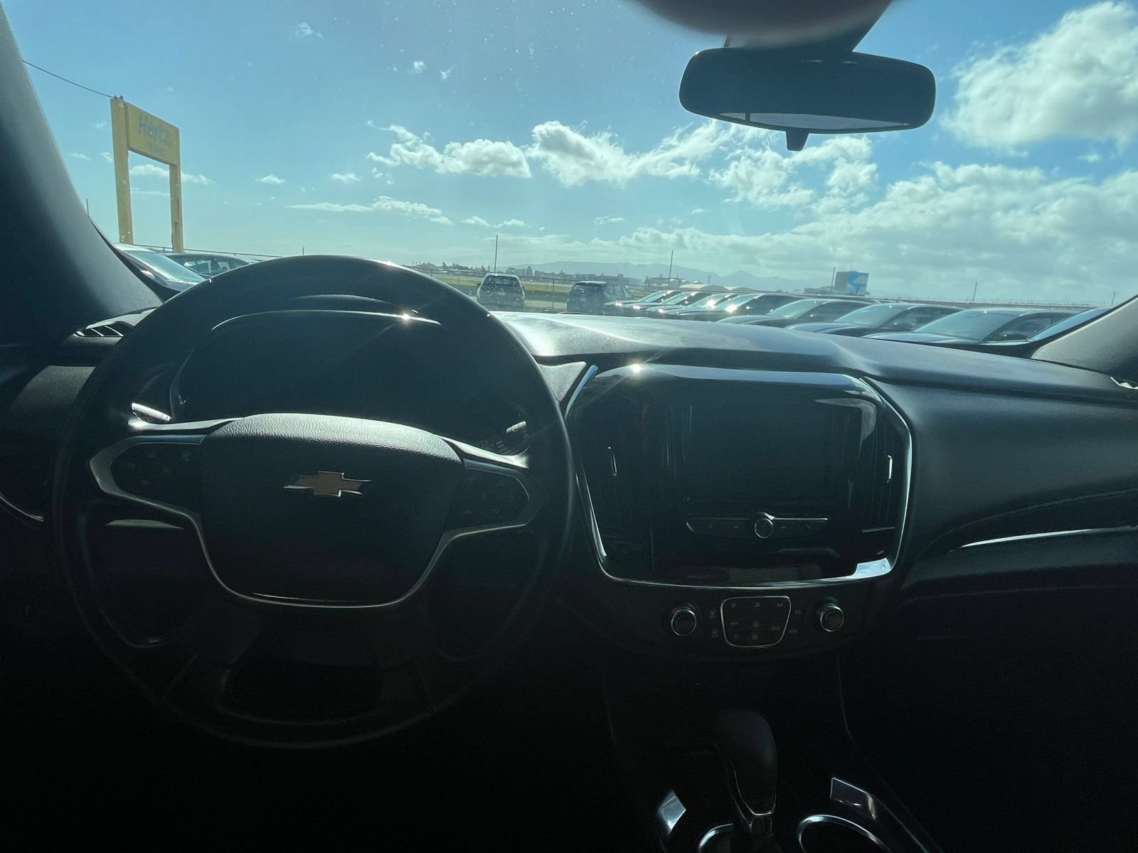 Used 2023 Chevrolet Traverse LT FWD image 33