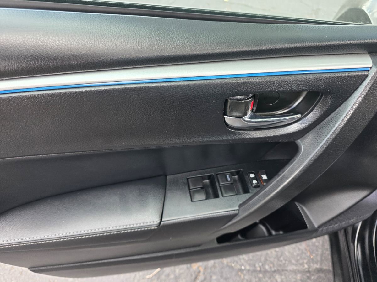 Used 2016 Toyota Corolla S FWD image 15