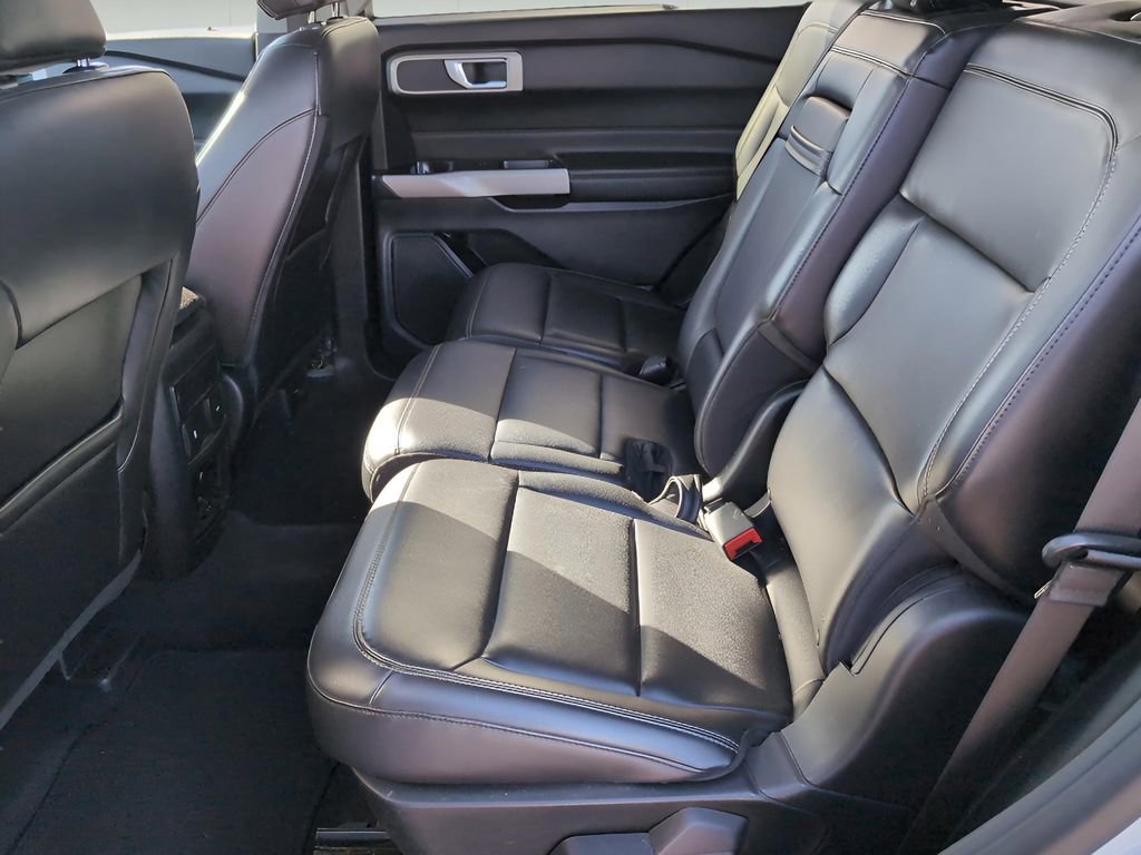 Used 2023 Ford Explorer XLT w/ Equipment Group 202A image 27
