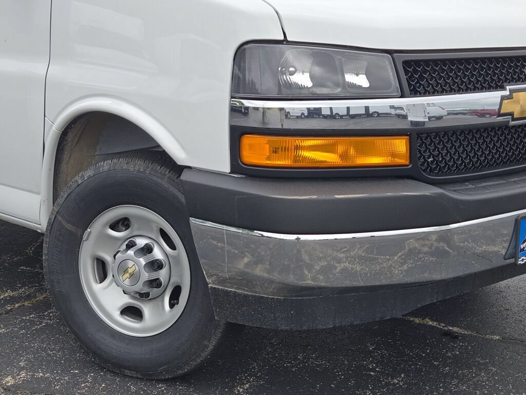 New 2025 Chevrolet Express 2500 w/ Driver Convenience Package image 3