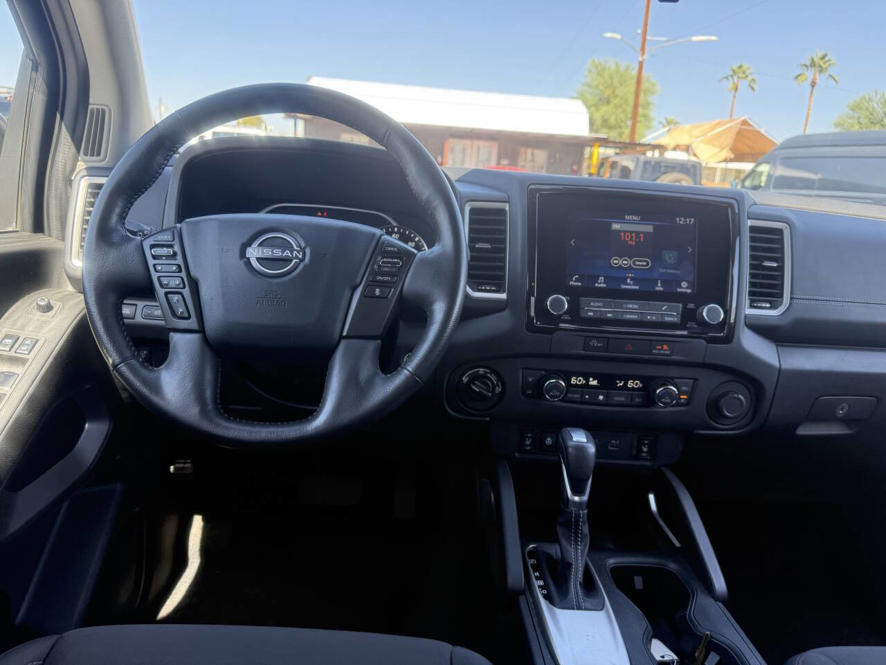 Used 2024 Nissan Frontier SV w/ SV Convenience Package image 20