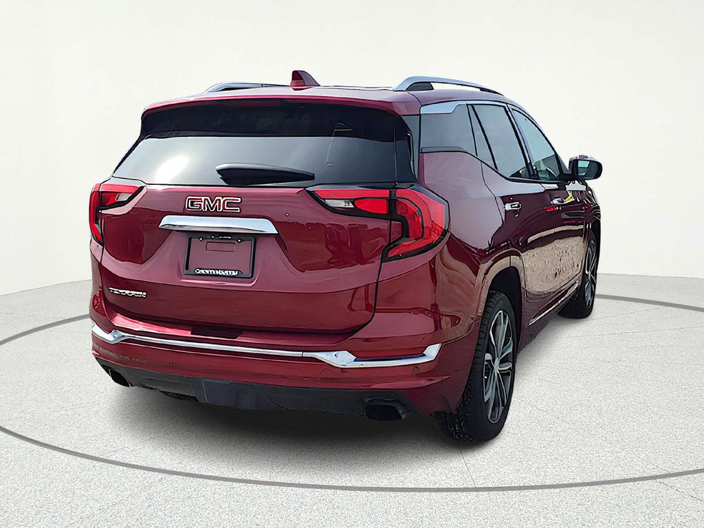 Used 2018 GMC Terrain Denali w/ Advanced Safety Package image 2