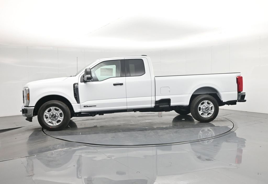New 2026 Ford F350 XLT image 32