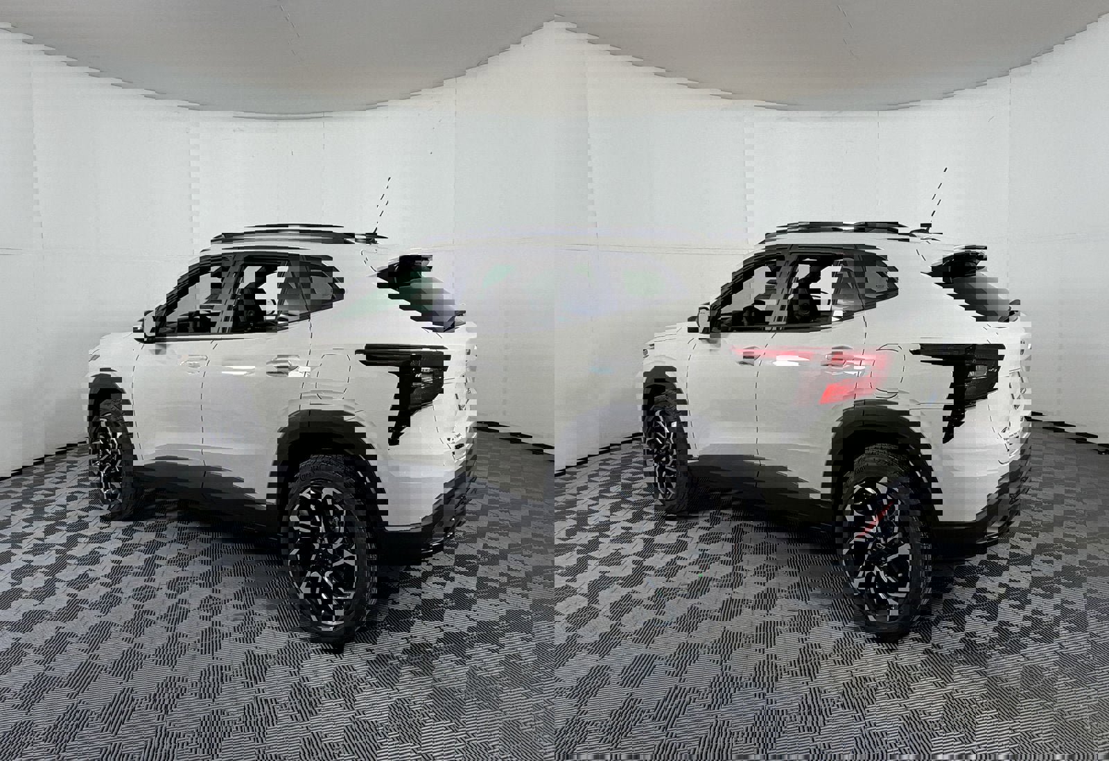 New 2026 Chevrolet Trax RS w/ Sunroof Package image 3