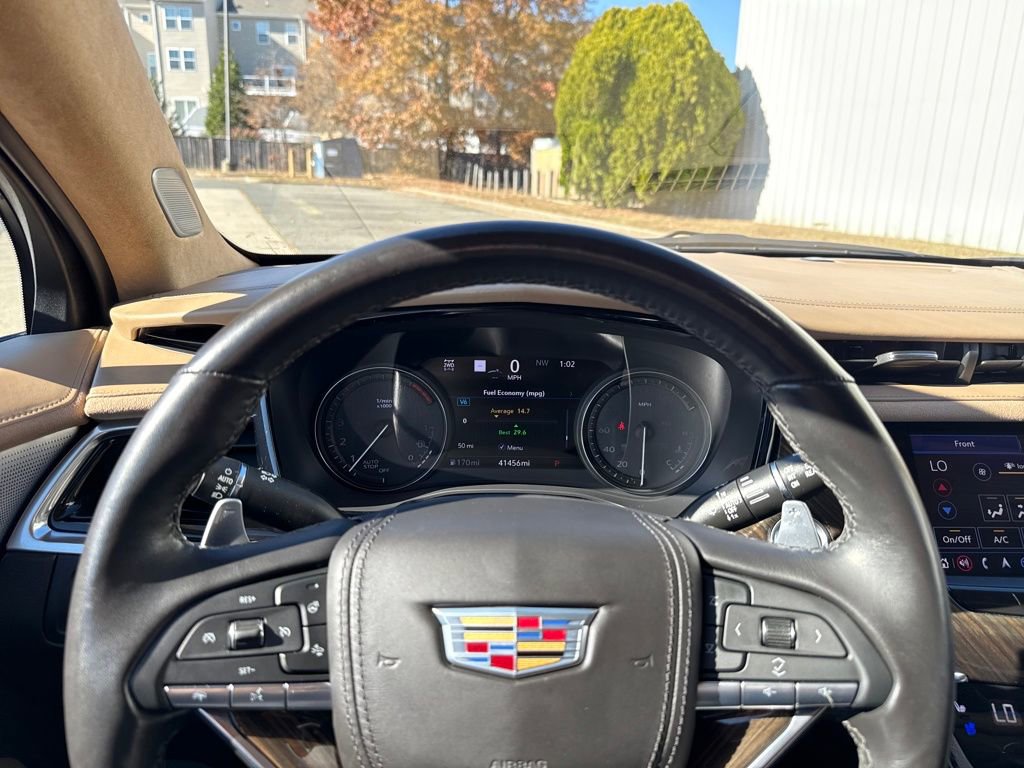 Certified 2023 Cadillac XT6 Sport w/ Platinum Package image 6