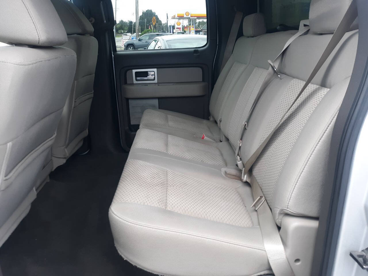 Used 2009 Ford F150 Lariat AWD/4WD image 9