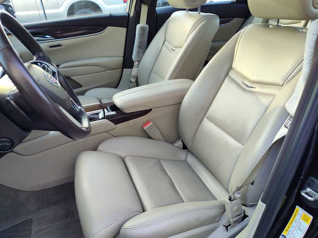 Used 2014 Cadillac XTS Luxury w/ Driver Awareness Package image 11