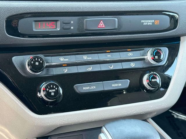 Used 2017 Kia Sedona LX w/ LX Essentials Premium Package image 21