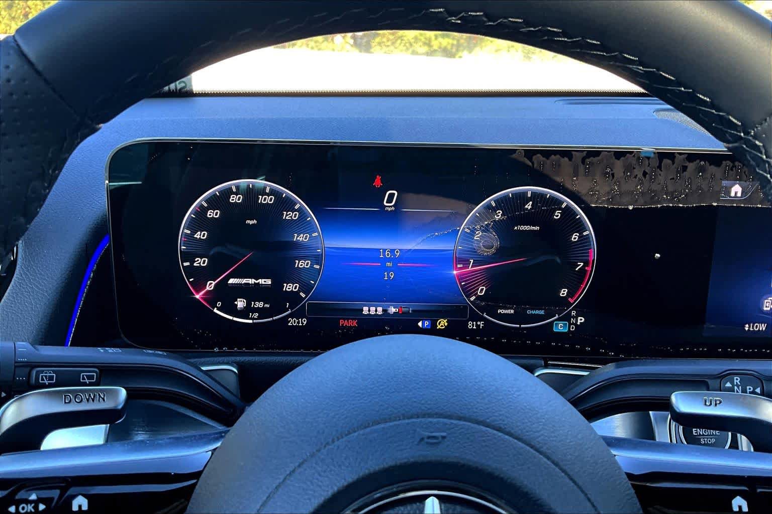 Used 2025 Mercedes-Benz GLB 35 AMG 4MATIC image 26