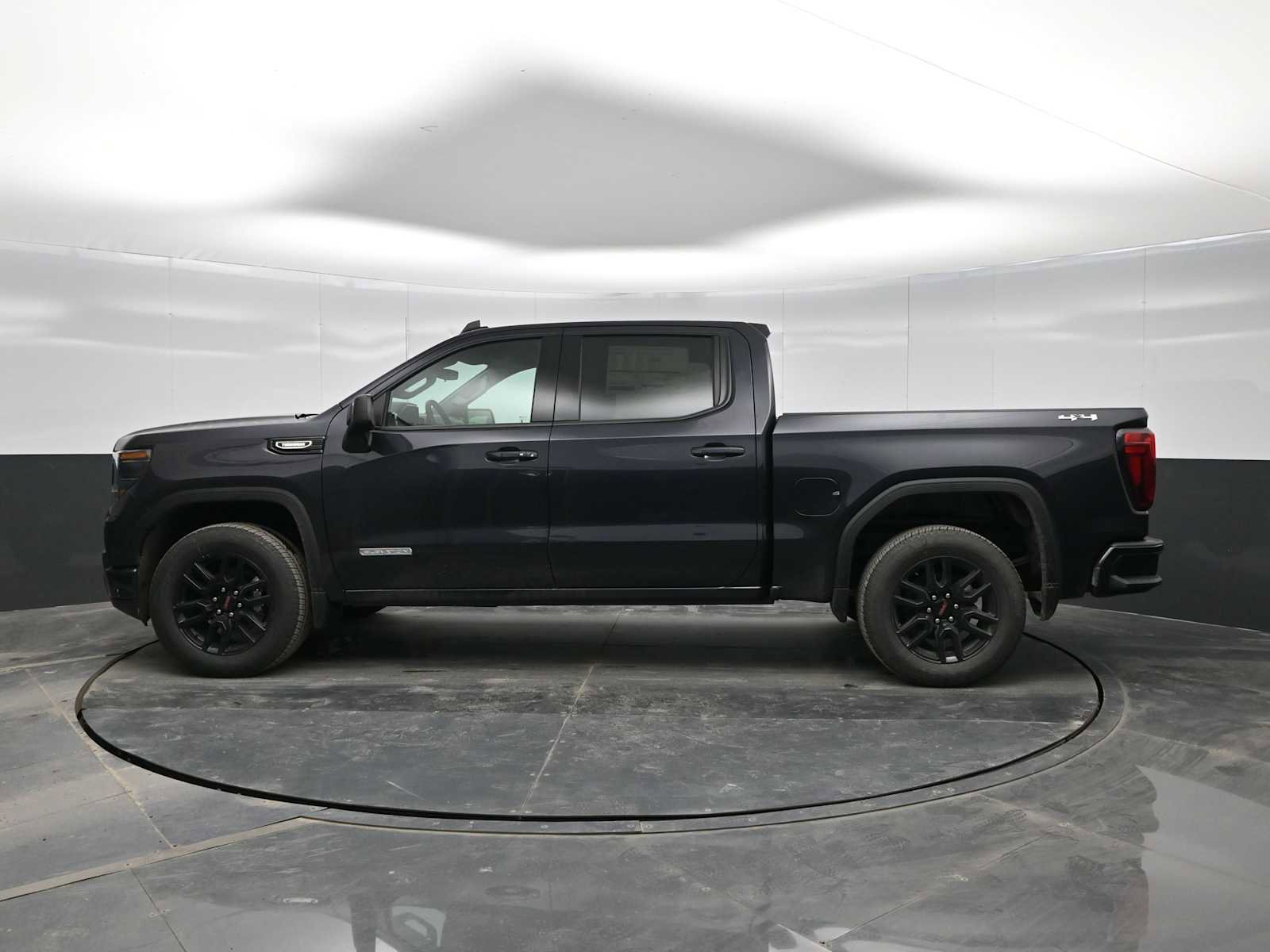 New 2026 GMC Sierra 1500 Elevation image 5
