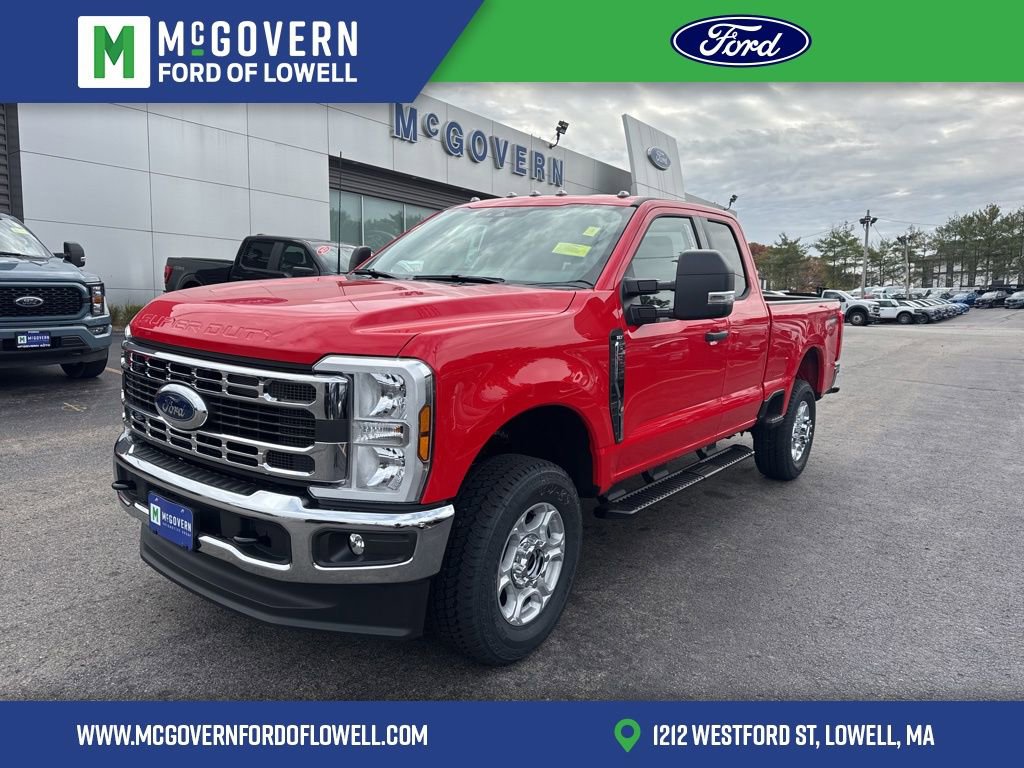 New 2026 Ford F350 XLT w/ FX4 Off-Road Package