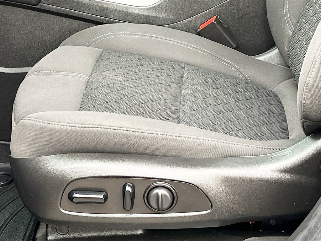 Used 2021 Chevrolet Blazer LT AWD/4WD image 18