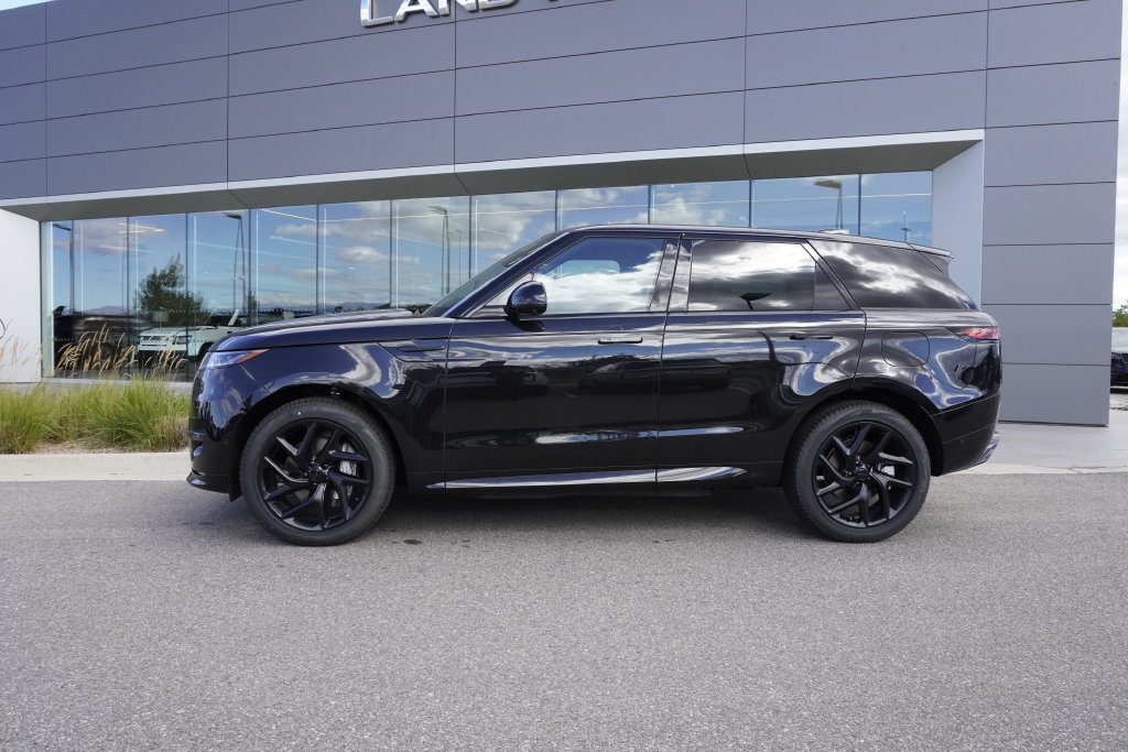 New 2026 Land Rover Range Rover Sport Dynamic SE AWD/4WD image 8