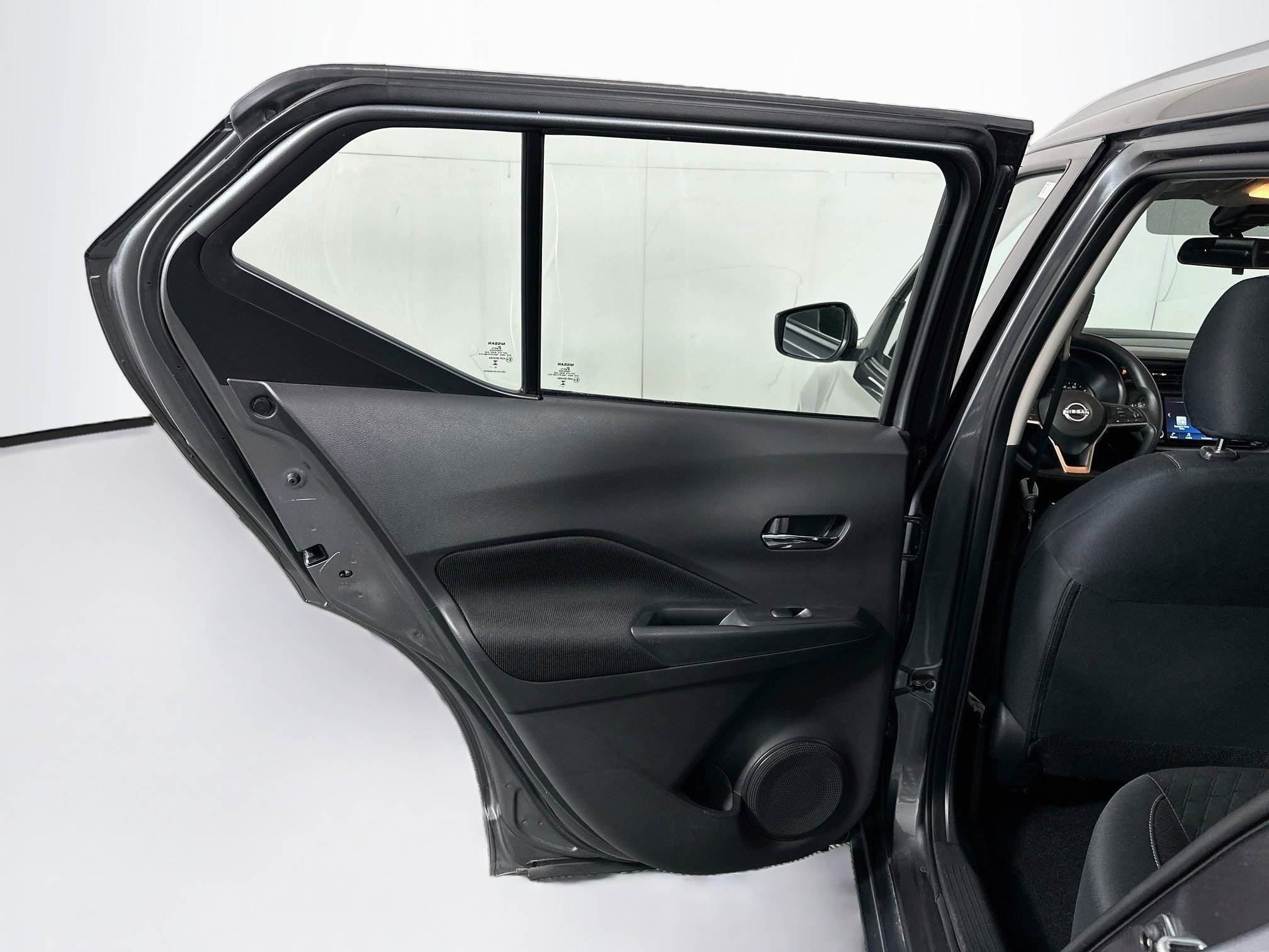 Used 2024 Nissan Kicks SV FWD image 27