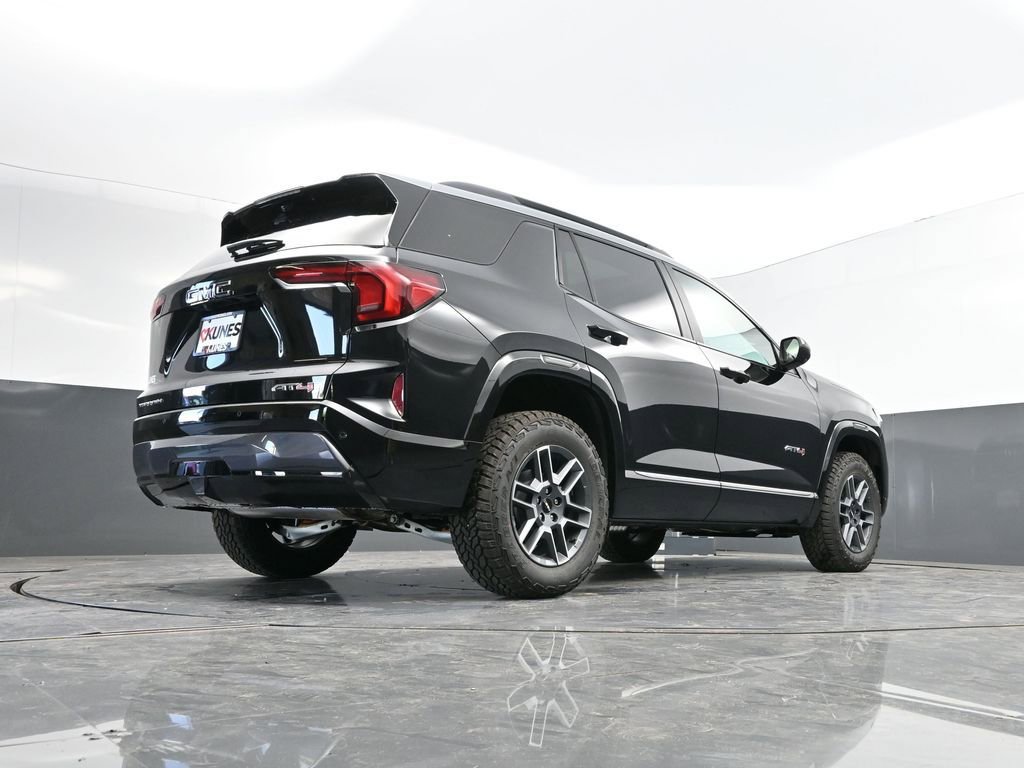 New 2026 GMC Terrain AT4 w/ Technology Package II AWD/4WD image 38