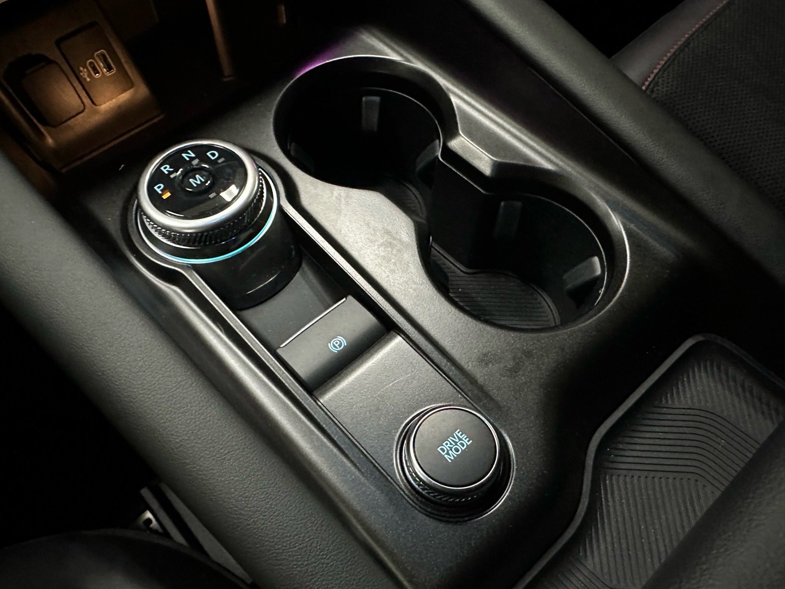 Certified 2025 Ford Explorer ST image 39