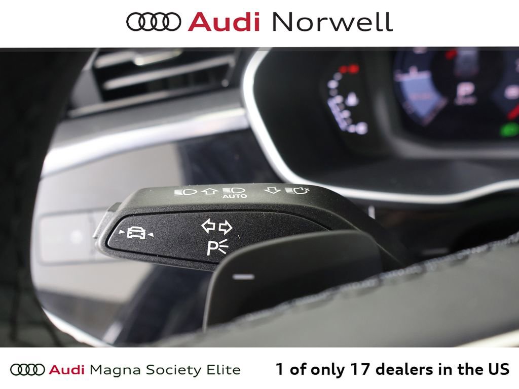 Used 2025 Audi Q3 2.0T Premium w/ Convenience Package image 30