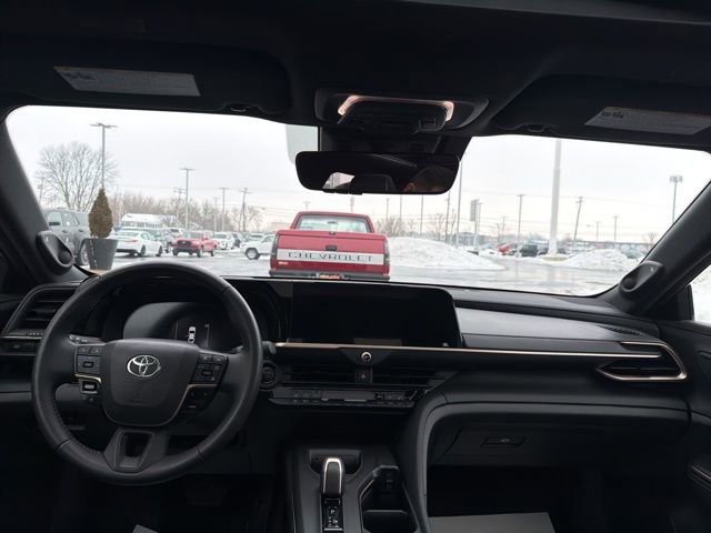 Certified 2023 Toyota Crown Limited image 14