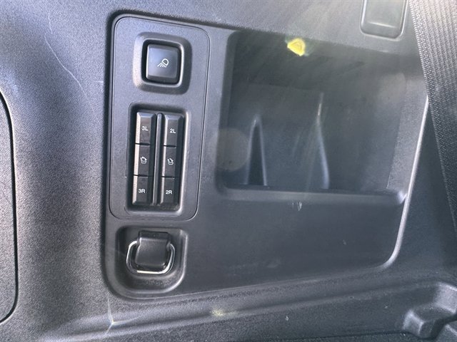 Certified 2025 Ford Expedition Active AWD/4WD image 24