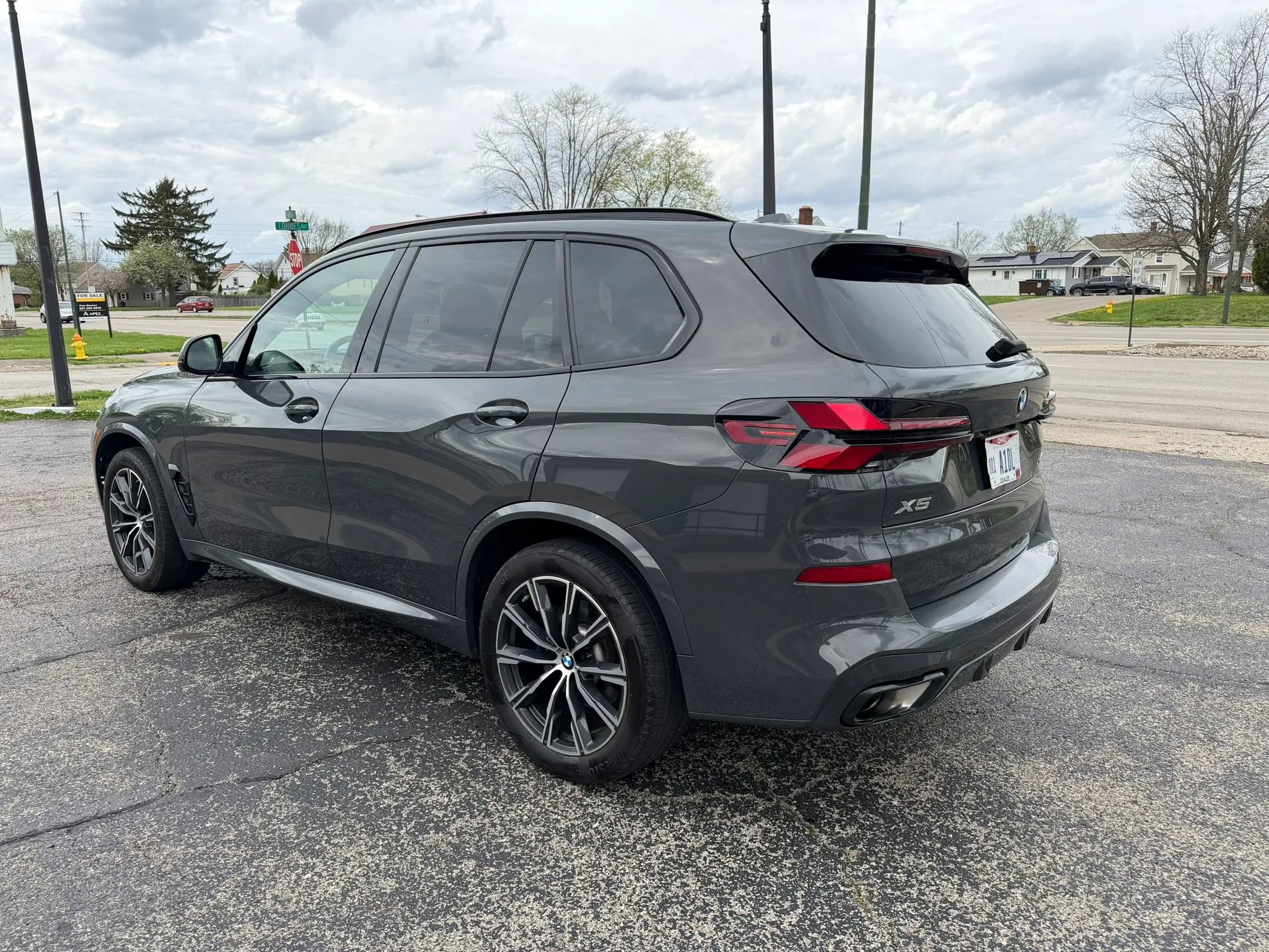 Used 2024 BMW X5 xDrive40i w/ Premium Essential Package image 6