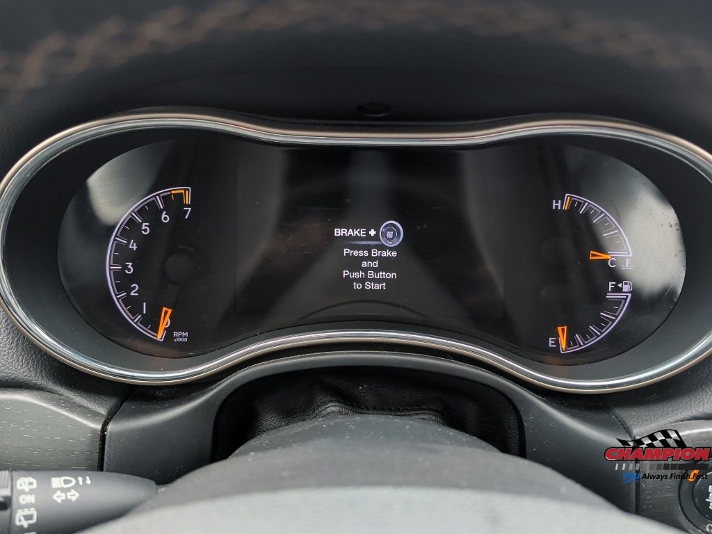 Used 2017 Jeep Grand Cherokee Limited AWD/4WD image 22